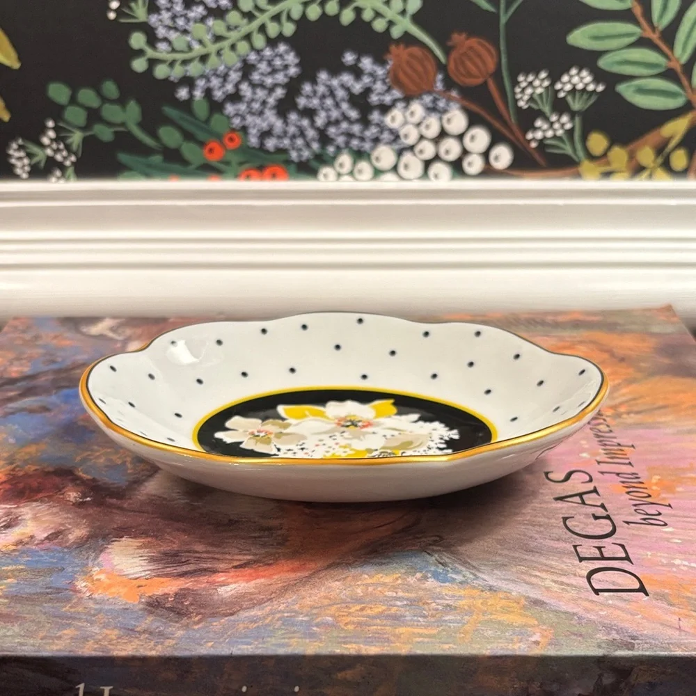 Vera Bradley White Black Yellow Floral Ceramic Soap/Trinket Dish